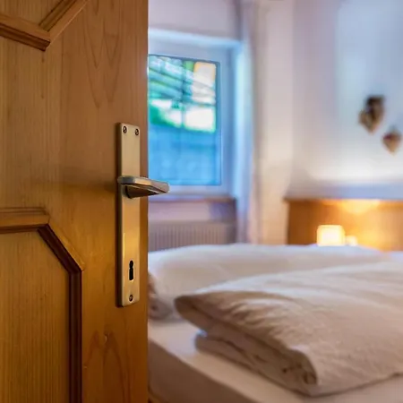 Casa Lorenz 2 * Canazei